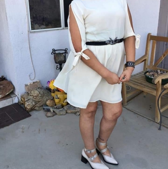 Doe & Rae Dresses & Skirts - Doe & Rae Cute Dress